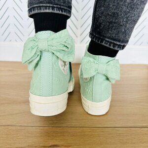 ❤️Converse Chuck 70 High Paisley Bow Sz 7 Women's Shoes Green Sneakers A10245C